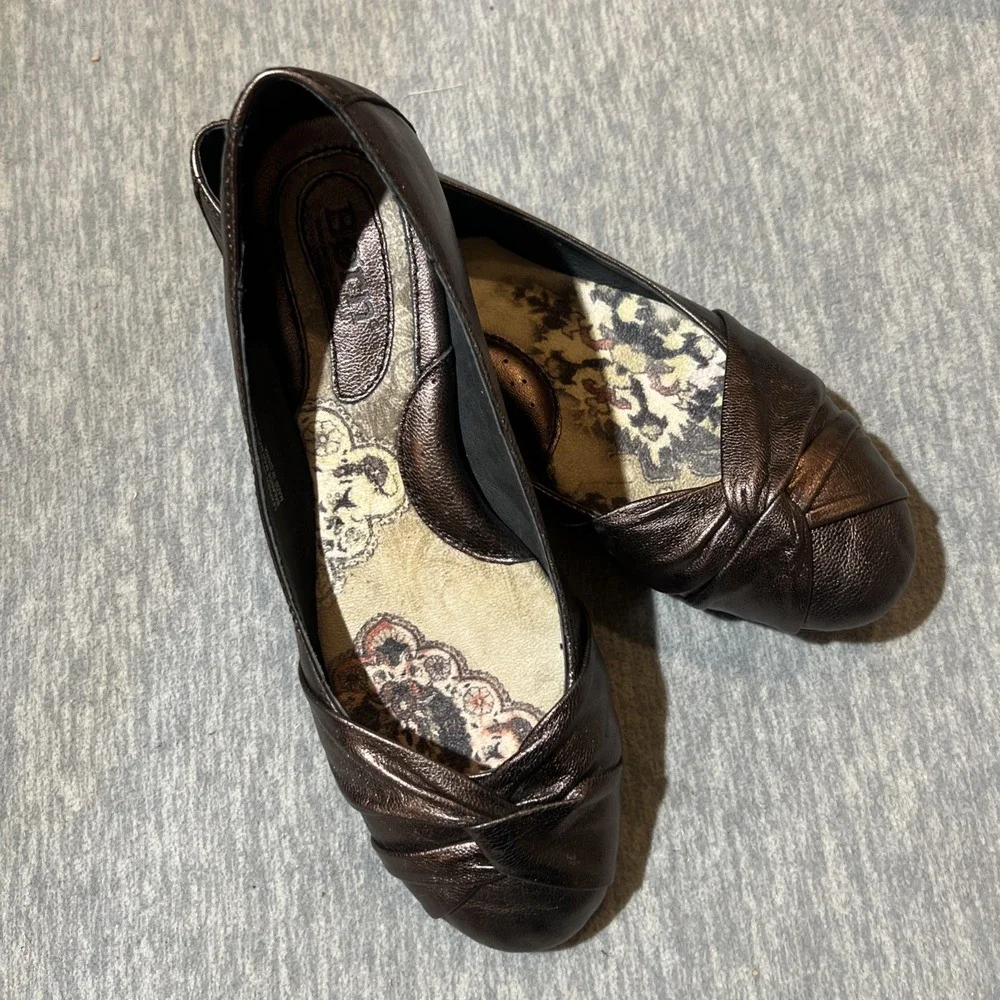 Born Lily Bronze Metallic Leather Comfort Ballet Flats Women 9 Pleated Twist Toe